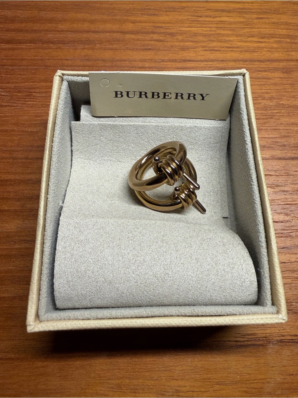 Burberry Gold Tone Knot Toggle Statement Ring w/ Original Box